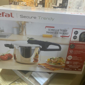 Tefal P2584401 Secure Trendy 8 L